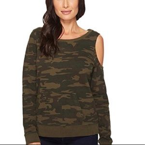 Sanctuary Camo Green Cut Out Shoulder Crew Neck Pullover Sweatshirt Size…